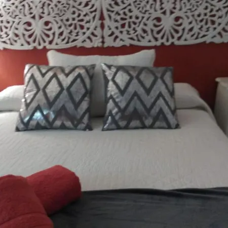 Conquistadores. Apartment *